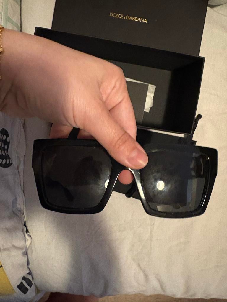 Dolce & Gabbana dames zonnebril, Sieraden, Tassen en Uiterlijk, Zonnebrillen en Brillen | Dames, Zonnebril, Verzenden, Zwart, Zo goed als nieuw