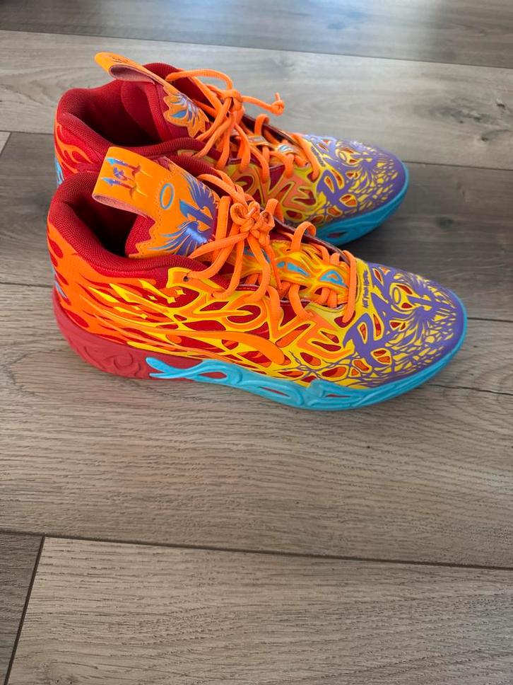 Puma Basketbalschoenen - MELO maat 43, Sport en Fitness, Basketbal, Zo goed als nieuw, Schoenen, Ophalen of Verzenden