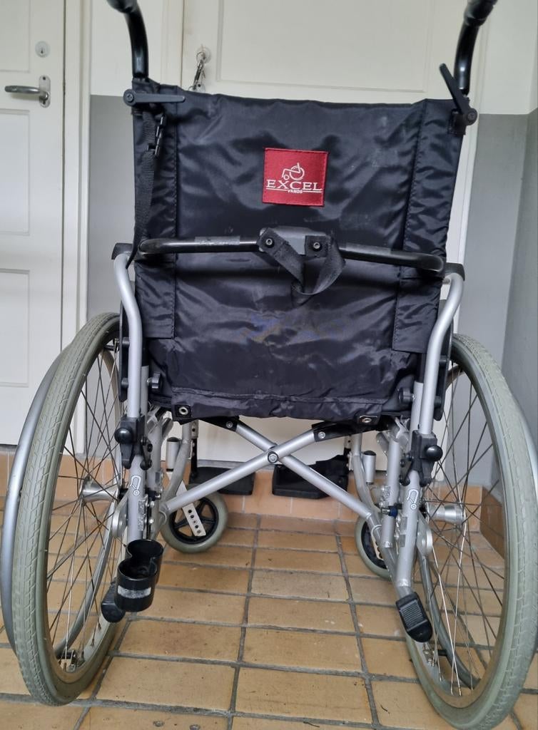 Lichtgewicht  rolstoel, Diversen, Rolstoelen, Ophalen of Verzenden, Duwrolstoel