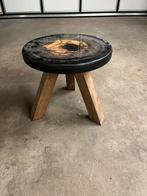 Prachtige epoxy gegoten bijzettafel, Minder dan 55 cm, Rond, Nieuw, Hout