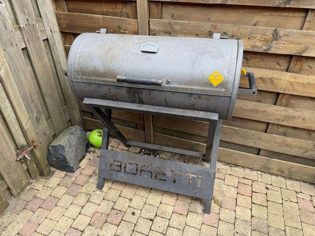 Boretti Barillo houtskool BBQ met hoes en pizzasteen, Ophalen, Gebruikt