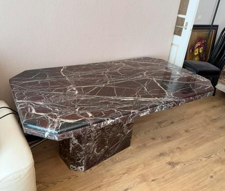ITALIAANSE ROSSO LEVANTO MARMEREN EETTAFEL, Huis en Inrichting, Tafels | Eettafels, Gebruikt, 50 tot 100 cm, 150 tot 200 cm, Vijf personen of meer