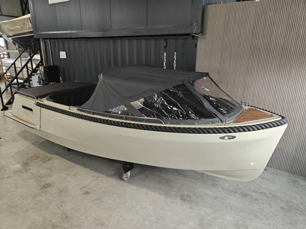 Nieuwe Elegance 635 Tendersloep - 60 pk Suzuki | Vaarklaar, Nieuw