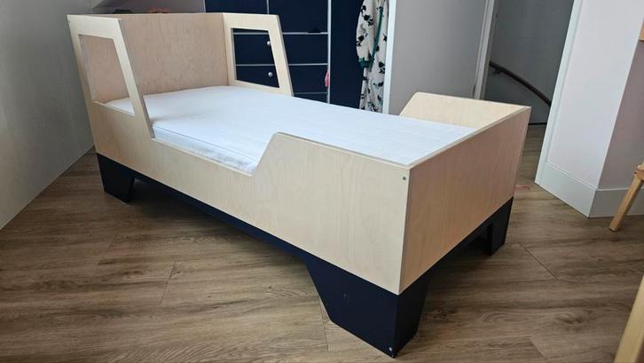 Peuterbed 160cm met matras en toebehoren, Kinderen en Baby's, Kinderkamer | Bedden, Gebruikt, 140 tot 160 cm, 70 tot 85 cm, Lattenbodem