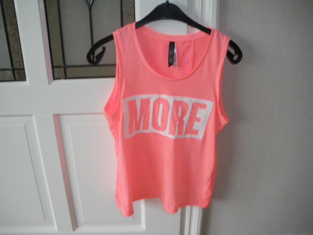 nieuw heel leuk kleurig zomer topje maat 40 merk carminn, Ophalen of Verzenden, Nieuw, Maat 38/40 (M), Zonder mouw