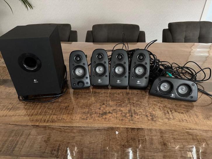 Logitech 5.1 Surround Sound Luidsprekerset, Computers en Software, Pc speakers, Gebruikt, Audiokanaal 5.1, Ophalen of Verzenden