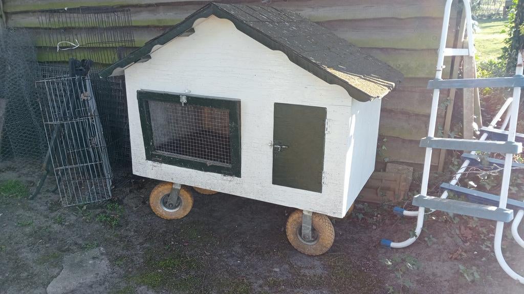 Konijnenhok gratis ophalen, Dieren en Toebehoren, Knaagdieren en Konijnen | Hokken en Kooien, Ophalen, 90 cm of meer, Hok, 110 cm of meer