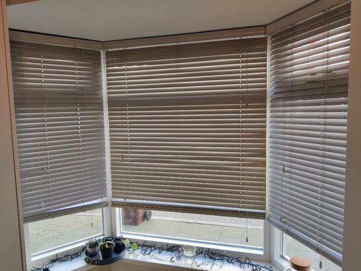 Luxaflex / Jaloezie, Huis en Inrichting, Stoffering | Gordijnen en Lamellen, Gebruikt, 150 tot 200 cm, 100 tot 150 cm, Grijs, Ophalen