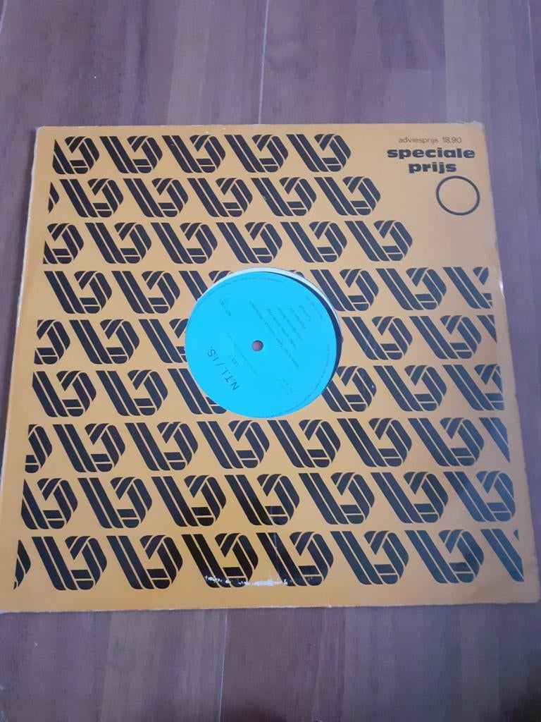 N.T.I. hoes vroom & Dreesman, Ophalen of Verzenden, Gebruikt, Overige formaten