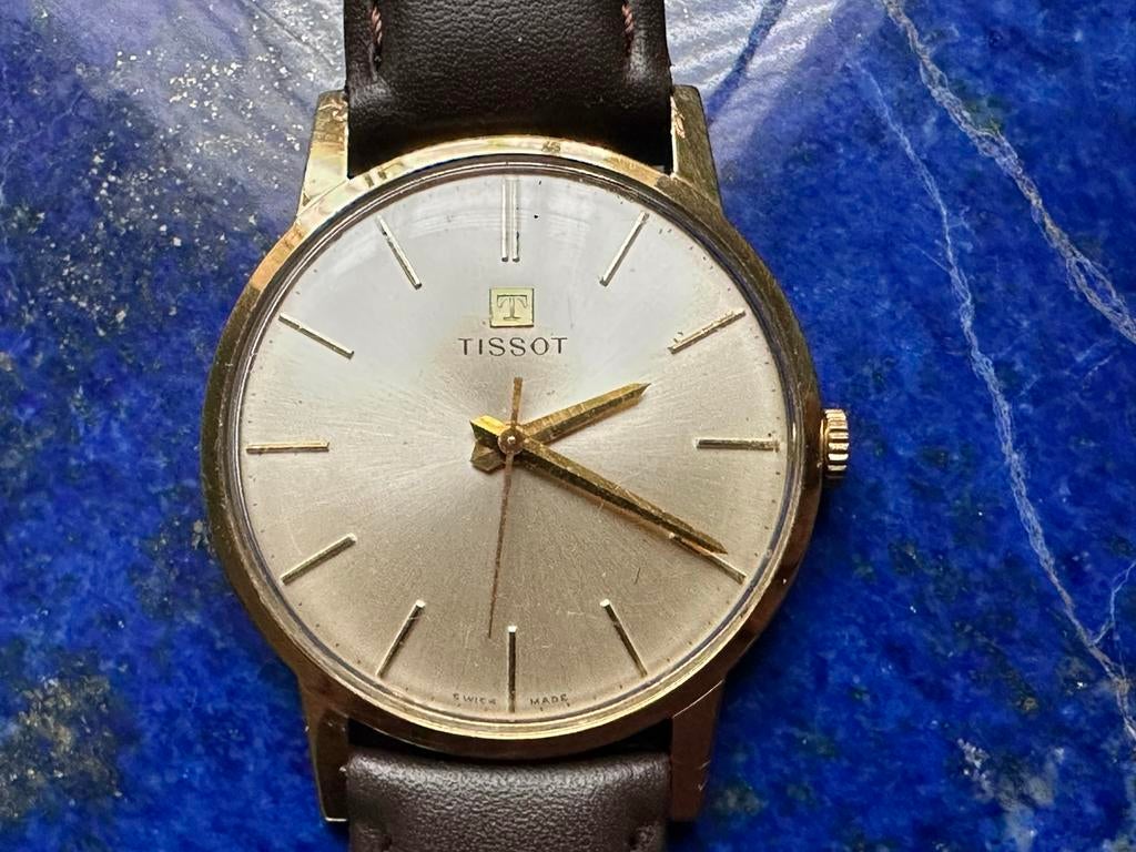Tissot herenhorloge met leren bandje, Sieraden, Tassen en Uiterlijk, Horloges | Heren, Overige merken, Overige materialen, Polshorloge