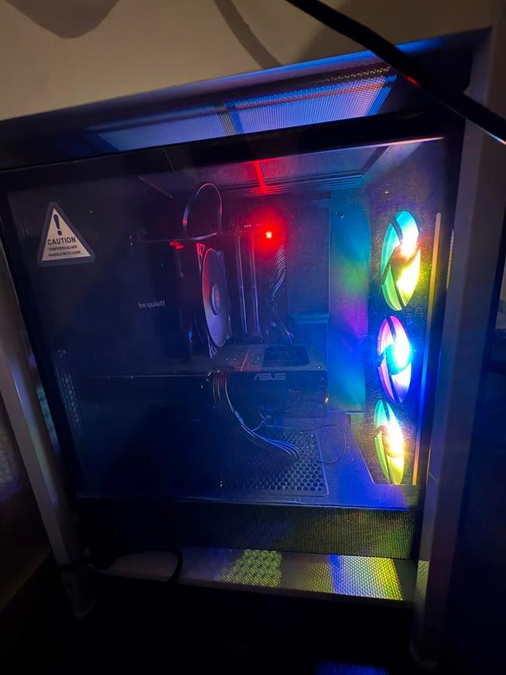 Gaming PC - Krachtige prestaties!, Computers en Software, Desktop Pc's, Zo goed als nieuw, 4 Ghz of meer, SSD, 16 GB, Met videokaart