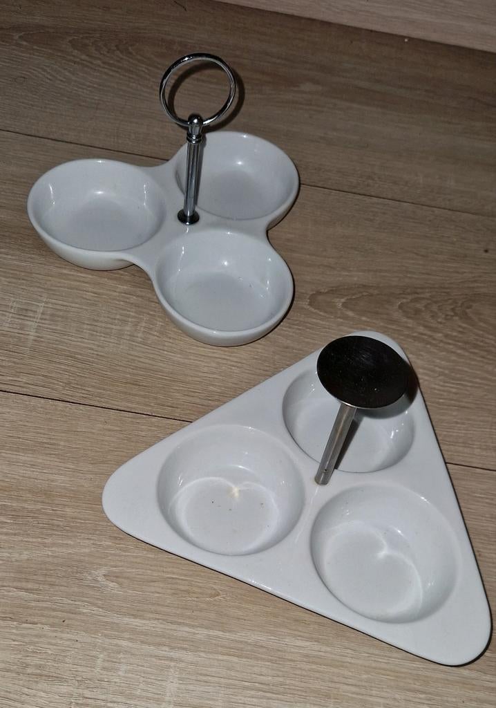 Schalen 2 stuks - nootjes - pistache, Ophalen of Verzenden, Zo goed als nieuw