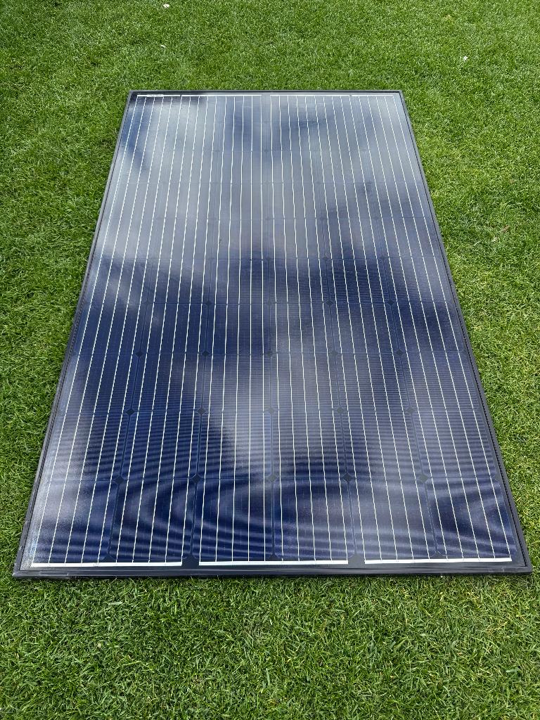 Zonnepanelen 300Wp, Doe-het-zelf en Verbouw, Overige Doe-het-zelf en Verbouw, Nieuw, Ophalen