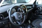 MINI Cooper Classic Automaat / LED / Airconditioning / Cruis, Gebruikt, Origineel Nederlands, Bedrijf, 3 cilinders