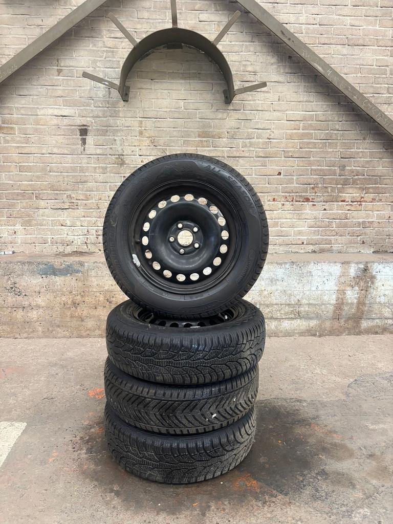 15 inch stalen velgen met All Season banden, Auto-onderdelen, Ophalen, Gebruikt, 15 inch, -