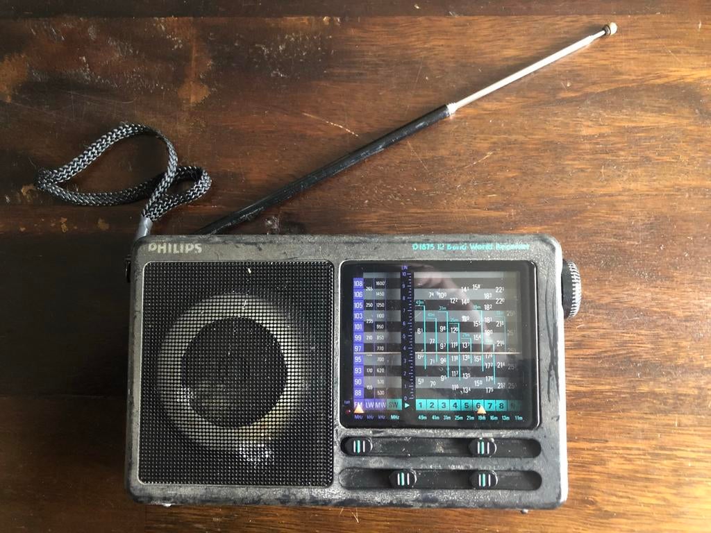 Vintage Philips wereldontvanger D 1875/00 6v 12 bands, Audio, Tv en Foto, Radio's, Ophalen of Verzenden, Gebruikt, Wereldontvanger