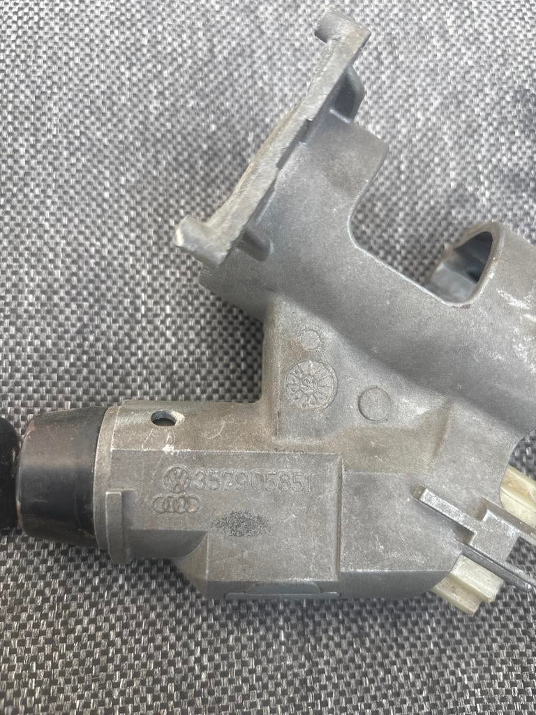 Contactslot met sleutel voor Volkswagen (357905851), Ophalen of Verzenden, Gebruikt, Volkswagen