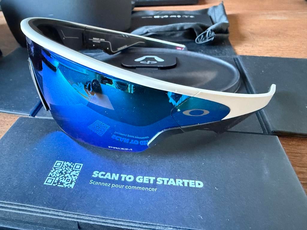 Oakley Meta Vanguard Wit - Prizm Sapphire Zonnebril, Zonnebril, Wit, Ophalen of Verzenden, Zo goed als nieuw