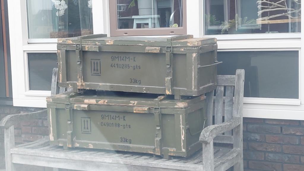 Houten munitie kisten, Eén persoon, Ticket of Toegangskaart