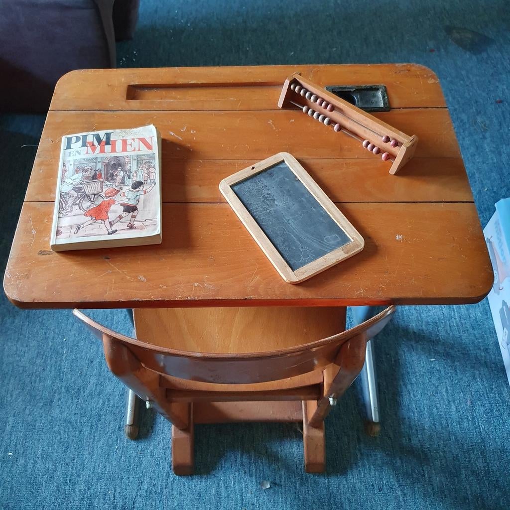 Antiek schooltafeltje met stoel., Antiek en Kunst, Ophalen