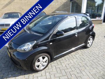 Toyota Aygo 1.0-12V AUTOMAAT-AIRCO-NAP-GARANTIE! (bj 2008) beschikbaar voor biedingen