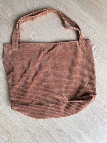 Koeka Mom-bag beschikbaar voor biedingen