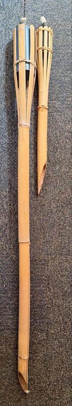 Bamboo fakkels, Ophalen