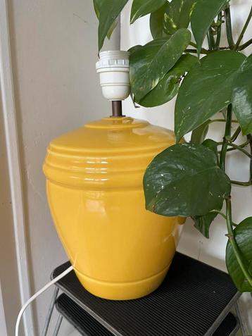 Vintage lamp Laura Asley beschikbaar voor biedingen