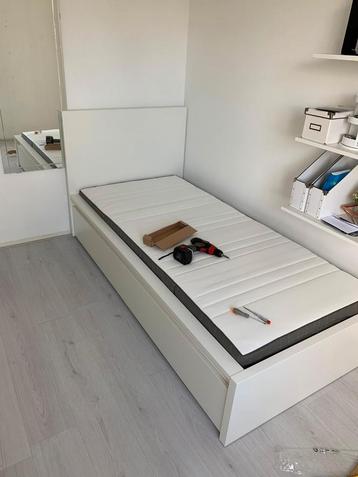 Malm Ikea Bed