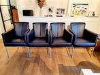 4 donkerblauw leren eetkamerstoelen met armleuning, Overige kleuren, Ophalen of Verzenden, Zo goed als nieuw, Metaal