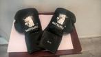 TE koop aangeboden mooi boksen handschoenen. doe gepast bod, Ophalen of Verzenden, Zo goed als nieuw, Bokshandschoenen