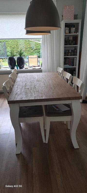 Landelijke Eettafel met Barokpoten beschikbaar voor biedingen