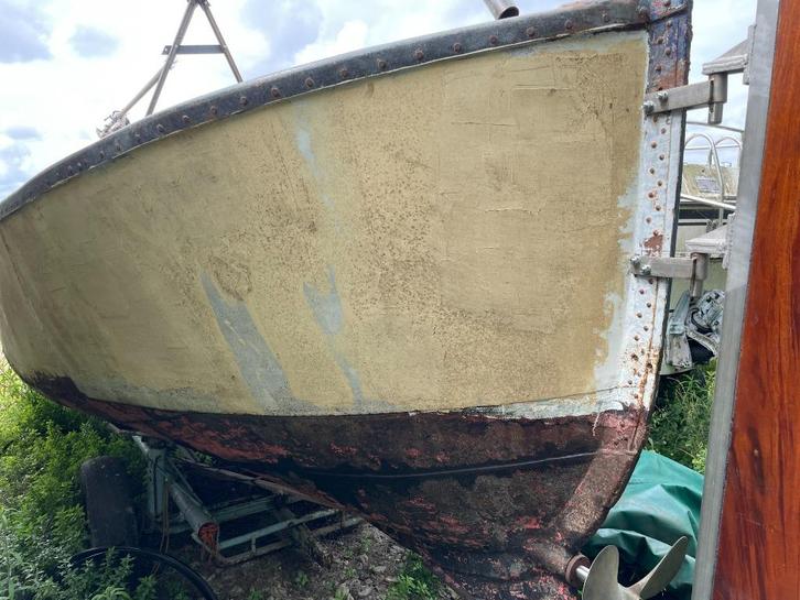 Stalen sloep - restauratieproject, Watersport en Boten, Sloepen, Gebruikt, 30 tot 50 pk, 6 meter of meer, Binnenboordmotor, Diesel