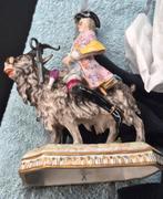 Dresden Meissen porselein beeld sculptuur 19e eeuw, Antiek en Kunst, Antiek | Porselein, Ophalen of Verzenden