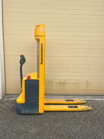 Te koop nette Jungheinrich EJC 110 stapelaar. beschikbaar voor biedingen