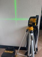 DeWalt DW088cg  zelfnivellerende kruis lijnlaser in koffer, Doe-het-zelf en Verbouw, Meetapparatuur, Ophalen