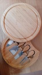 Nieuwe Houten Kaasplank met Messenset, Huis en Inrichting, Keuken | Keukenbenodigdheden, Ophalen, Nieuw