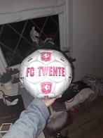 Gesigneerde fc twente bal, Ophalen of Verzenden, F.C. Twente, Overige typen