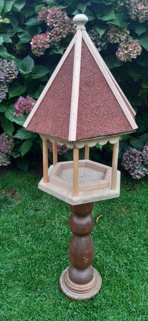 Eiken voederhuis    zeskant, Tuin en Terras, Vogelhuisjes en Vogelbaden, Nieuw, Ophalen of Verzenden