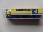   MAN trekker/oplegger Michelin Herpa, Hobby en Vrije tijd, Modelauto's | 1:87, Verzenden, Nieuw, Bus of Vrachtwagen, Herpa