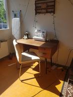 vintage houten bureau naaitafel antiek retro, Ophalen, Gebruikt