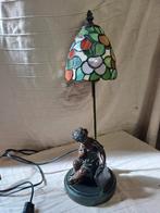 Tiffany lamp, kind met boek, Huis en Inrichting, Lampen | Tafellampen, Minder dan 50 cm, Overige materialen, Ophalen of Verzenden