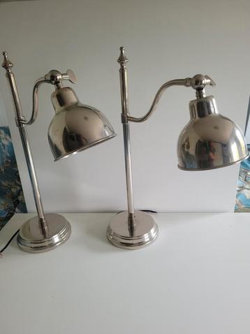 Twee mooie retro tafel bureau nachtkast lampen beschikbaar voor biedingen