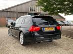 BMW 3-serie Touring 318i | M-pakket + Leder + Clima nu € 6, Euro 5, Zwart, 4 cilinders, Navigatiesysteem
