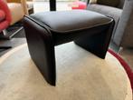 Nieuw Leolux Bora Voetenbank Zwart leer Design poef Hocker, Leolux, Nieuw, Leer, Ophalen of Verzenden