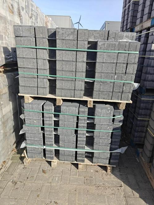 Zwarte Betonklinker 10cm 13,8 m2, Tuin en Terras, Tegels en Klinkers, Nieuw, Klinkers, Beton, 10 m² of meer, Ophalen