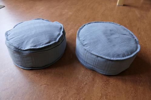 2 Yogakussens BIO, Huis en Inrichting, Woonaccessoires | Kussens, Zo goed als nieuw, Blauw, Rond, Ophalen of Verzenden