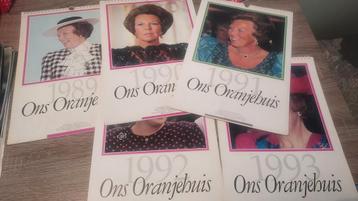 Oude Koningshuis Kalenders '80/'90 beschikbaar voor biedingen