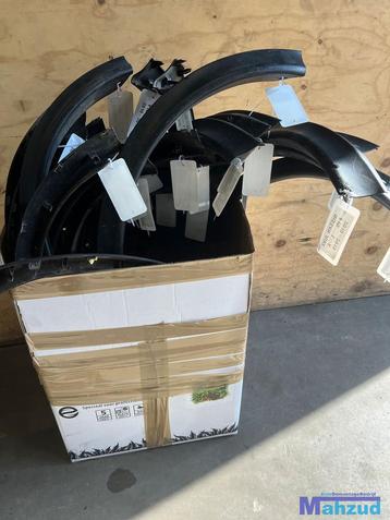 NISSAN JUKE F15  wielrand sierrand 2010-2019 beschikbaar voor biedingen