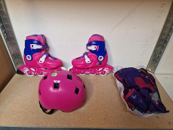 Oxelo Skeelers, Helm en Beschermers Set. Decatlon, Kinderen en Baby's, Speelgoed | Buiten | Rolschaatsen, Zo goed als nieuw, Kinderen